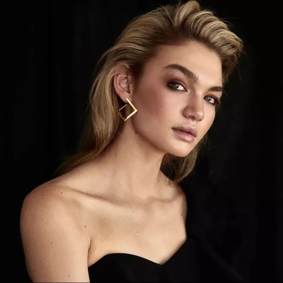 “Inclined” Square Geometric Retro Unique Minimalist Simple Stud Earrings - Picture 2 of 11